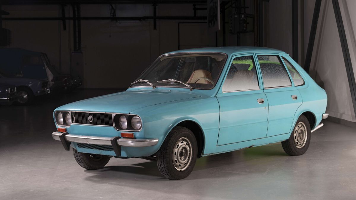 Škoda mohla místo legendární stodvacítky vyrábět moderní a elegantní liftback. Jeho kariéra byla krátká